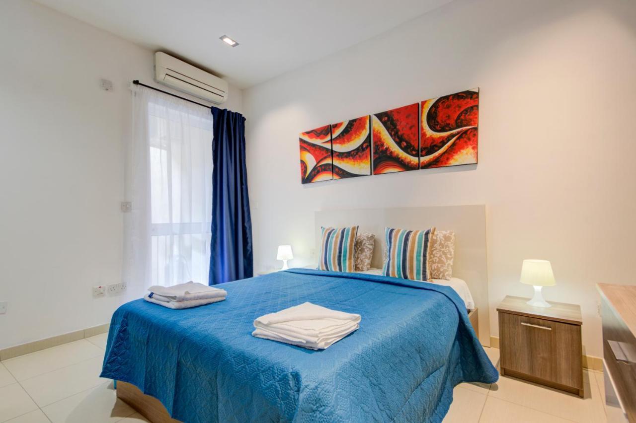 St Julians 2 Bedroom Apartment With Commanding Seaviews By Shortletsmalta Saint Julian's Екстериор снимка